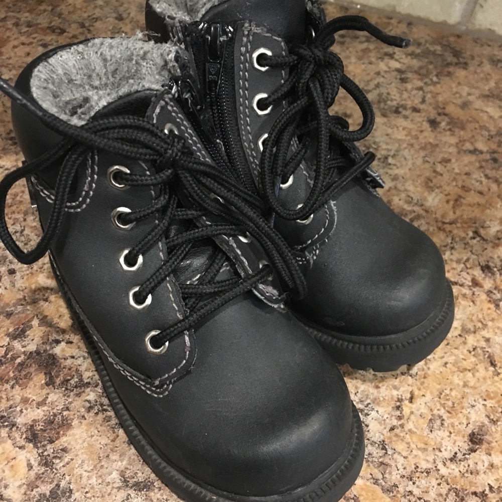 Toddler boots